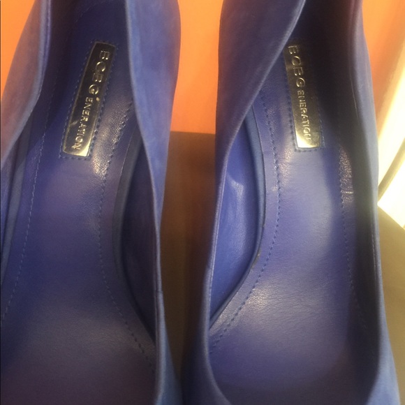 Shoes - Picture 4 of 5